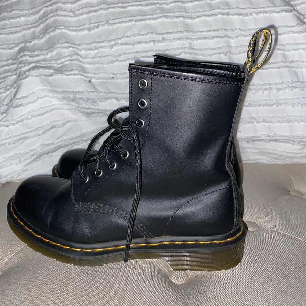 very new doc marten boots